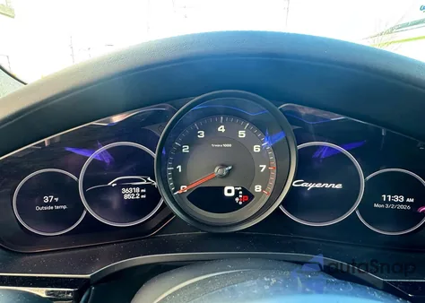 2022 Porsche Cayenne z USA, uszkodzony, nr VIN WP1AA2AYXNDA03231